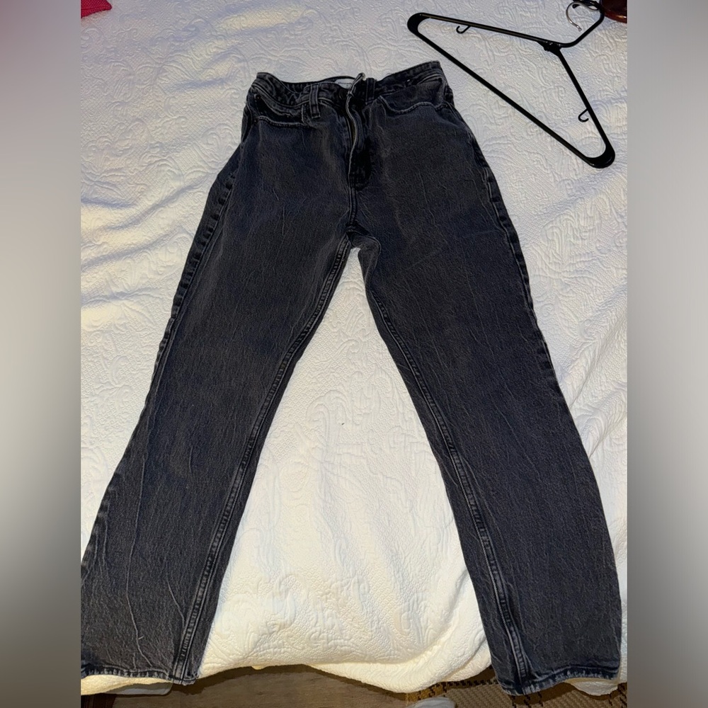 Abercrombie and fitch “mom high rise” black